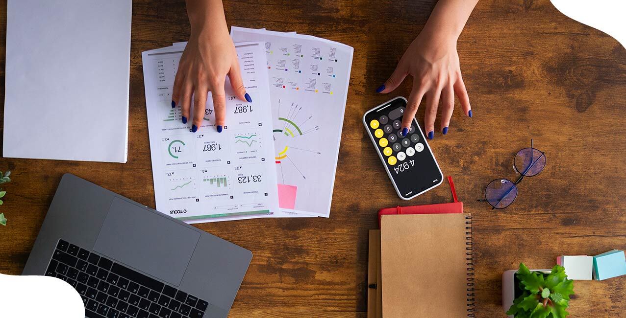 What Is Deferred Revenue: Meaning, Examples & Treatment In Accounts