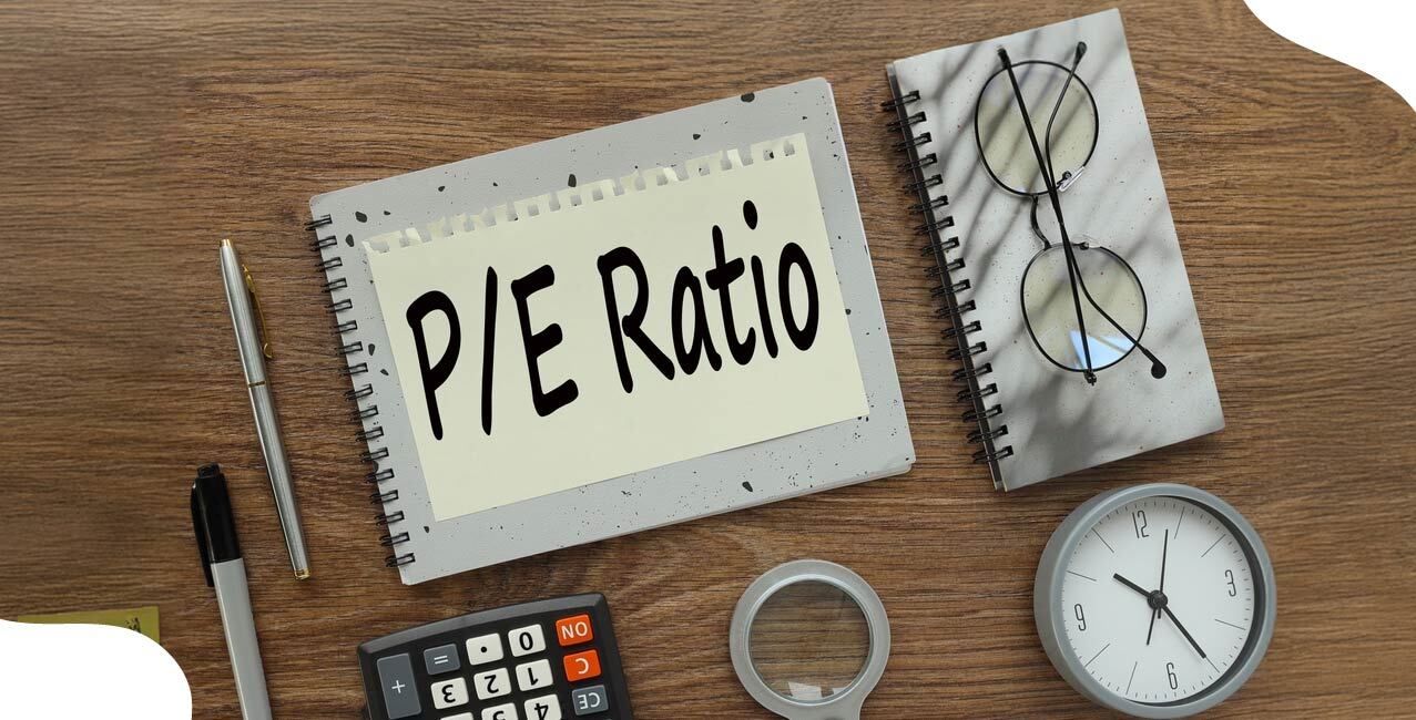 What is the PE Ratio in the Share Market?