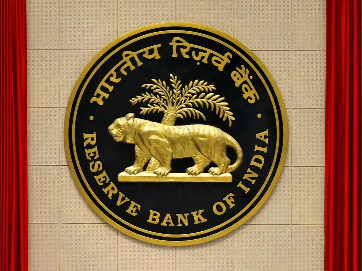 India’s Dollar Inflow Bet Gets Bigger As SBI Report Sees Up To $85 Billion Under RBI Scheme